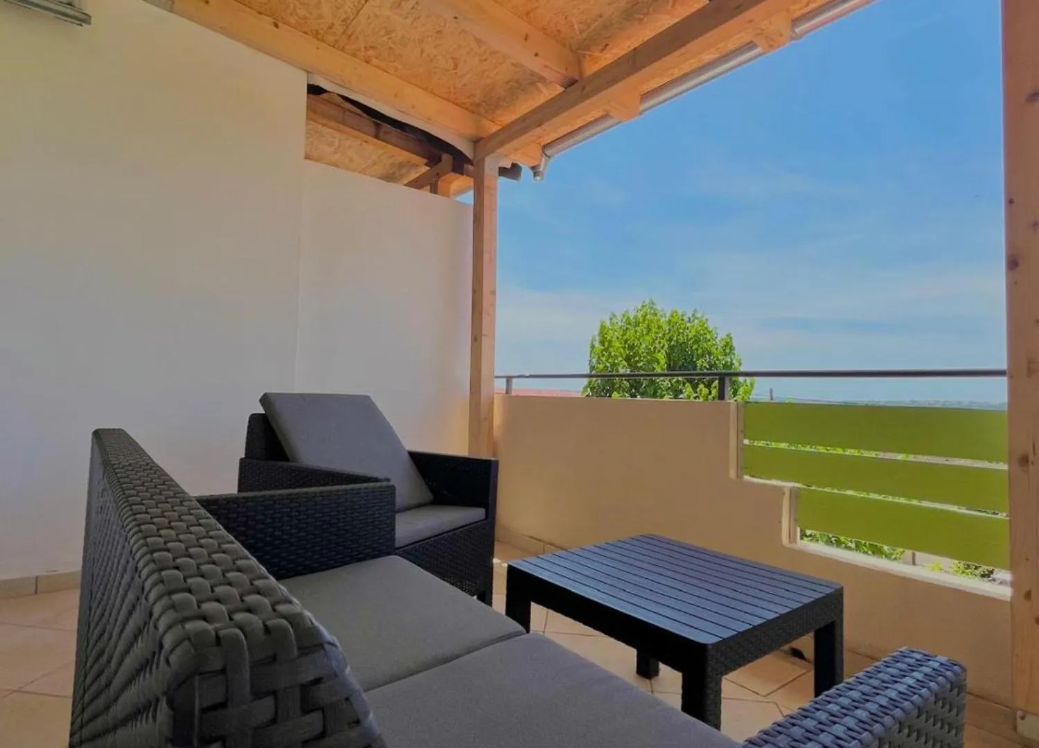 Villa Stone & Sun Retreat With Private Pool à Rupalj Hébergement de vacances